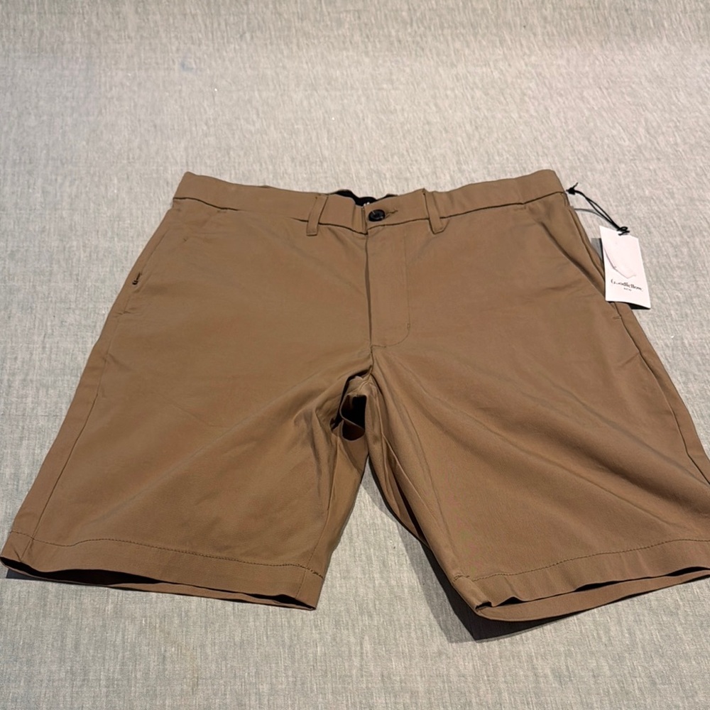 Goodfellow & Co Tan Flat Front Casual Men Shorts